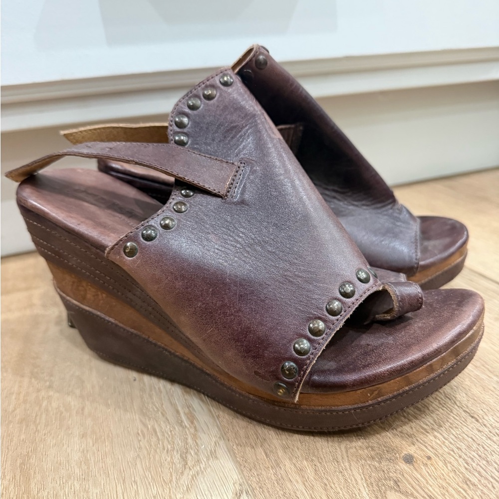 Brown Leather Wedge Sandals